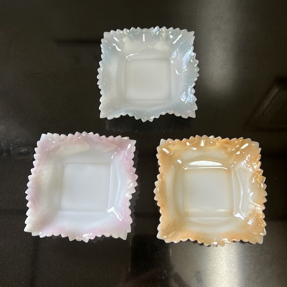 MCM Set of 3 Milk Glass Opalescent Scalloped Edge  Trinket/Candy Dishes